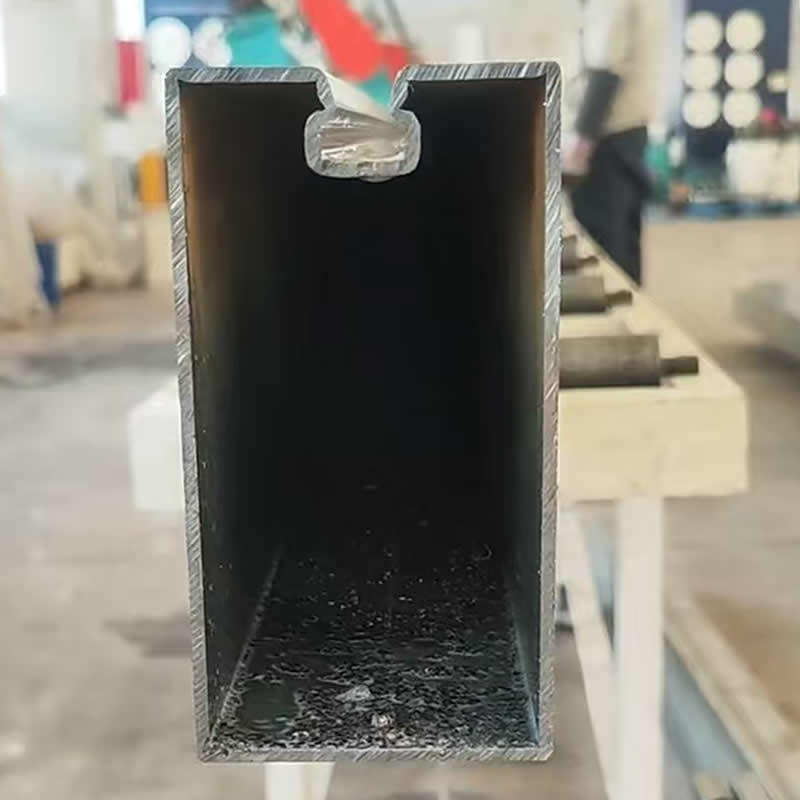 Профилегибочная линия для стальных каркасов фас...