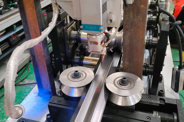 SOLUTIONS（images 10）