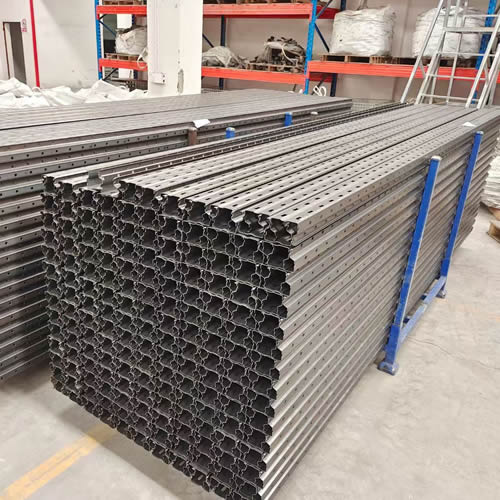 Линия профилирования стоек стеллажных систем (U...